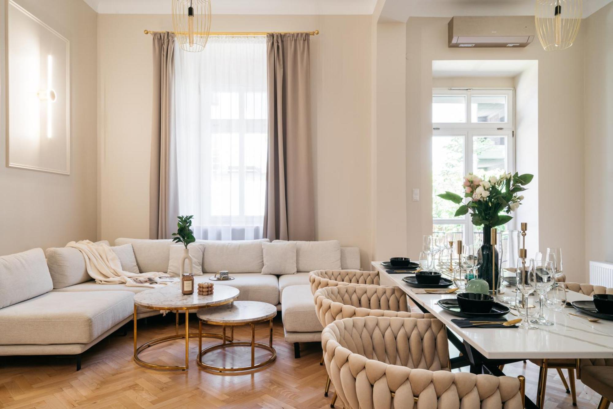 Old Town Oasis - Loftaffair Apartment Krakow Luaran gambar