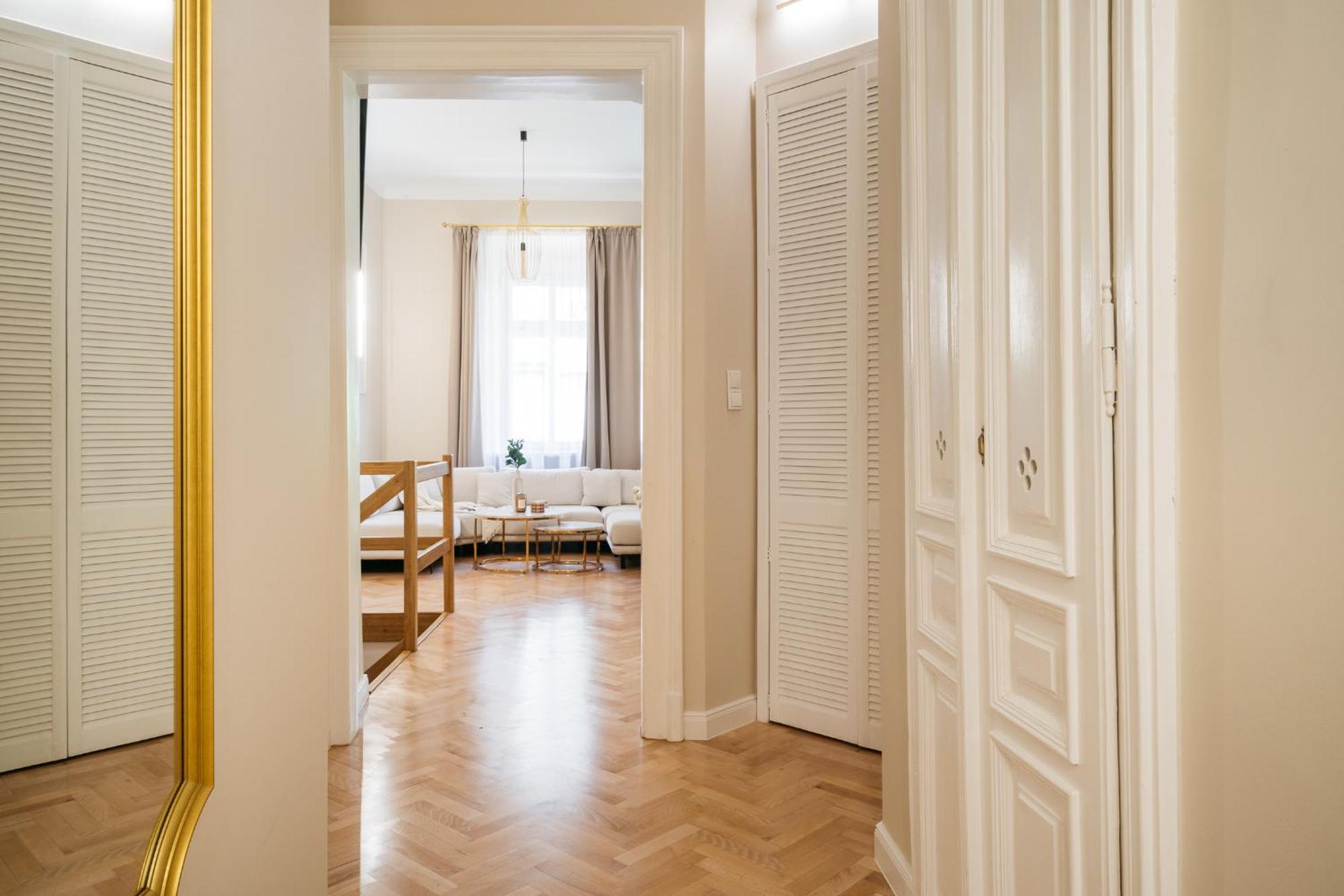 Old Town Oasis - Loftaffair Apartment Krakow Luaran gambar
